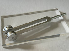 Load image into Gallery viewer, Aleph Tuning Fork OM 136.1 Hz 音叉 OM 136.1 頻率