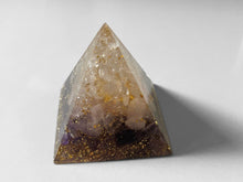 Load image into Gallery viewer, Handmade Orgonite 手工製能量金字塔